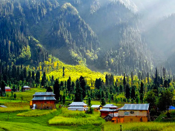 Offbeat places in Kashmir - Chatpal Village