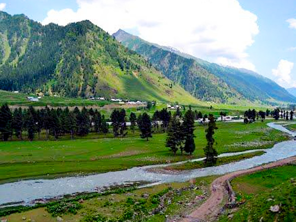 Offbeat places in Kashmir - Warwan Valley